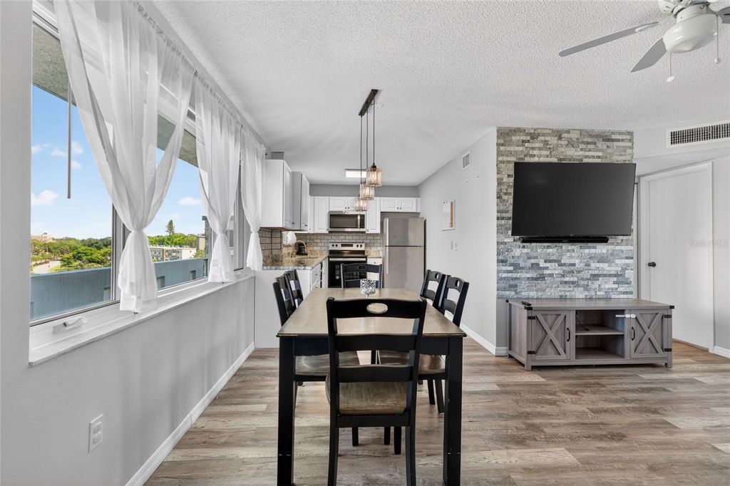 Image 8 of property listing at 4440 IRONWOOD CIRCLE 508D, Bradenton, FL 34209