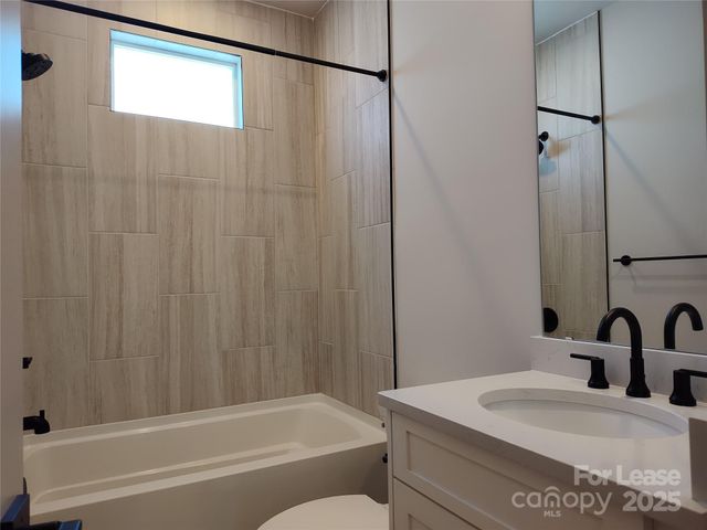 1037 Wesley Terrace Avenue, Charlotte, NC 28208