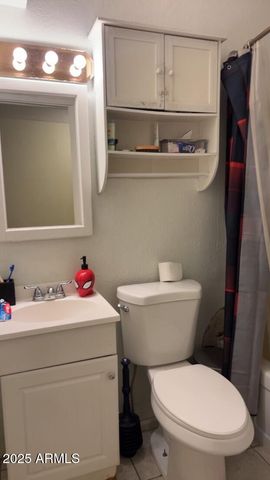 4224 W PORTLAND Street, Phoenix, AZ 85009