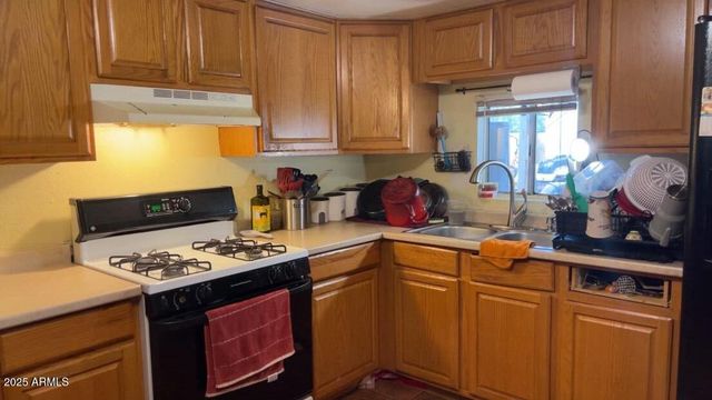 4224 W PORTLAND Street, Phoenix, AZ 85009