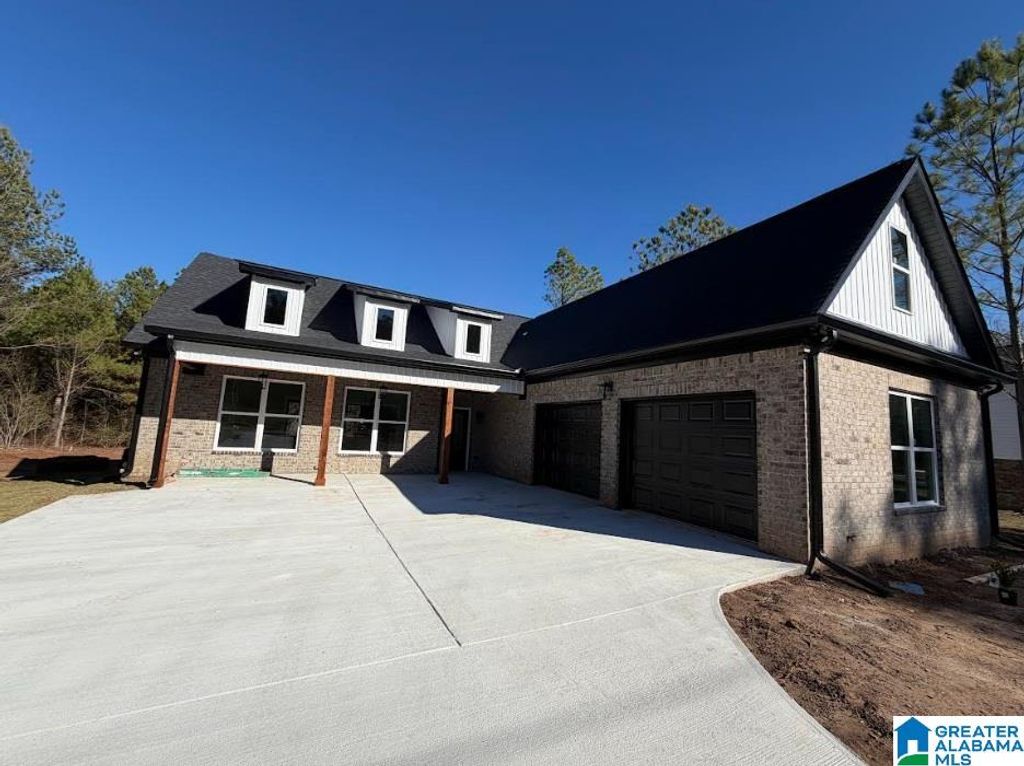 3 SARJON CIRCLE, Oxford, AL 36203