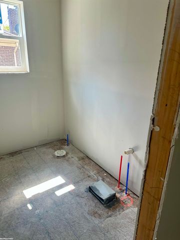 45215 Fairchild Road, Macomb, MI 48042