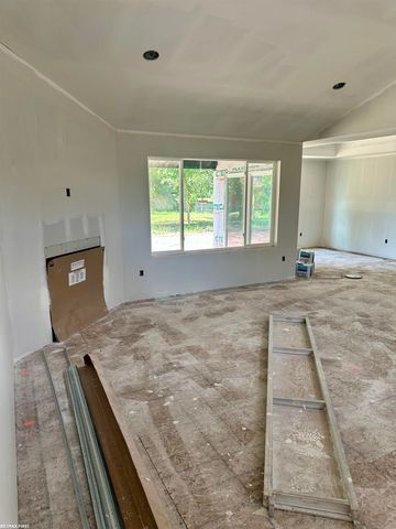 45215 Fairchild Road, Macomb, MI 48042
