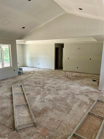 45215 Fairchild Road, Macomb, MI 48042
