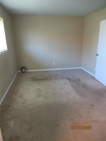 403 Lotus Street, Lake Jackson, TX 77566