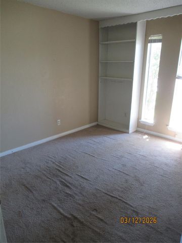 403 Lotus Street, Lake Jackson, TX 77566