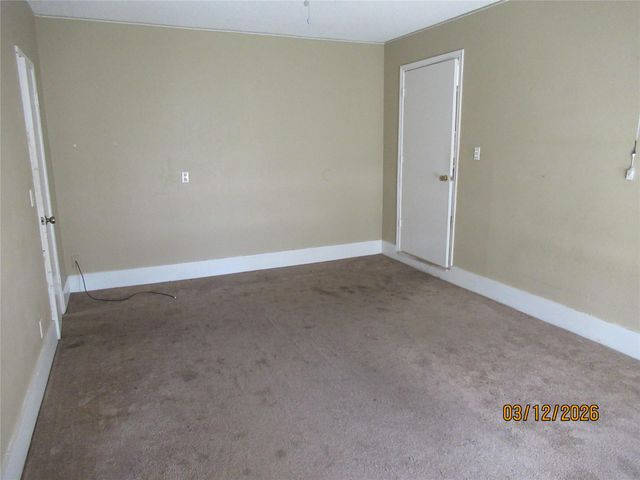 403 Lotus Street, Lake Jackson, TX 77566