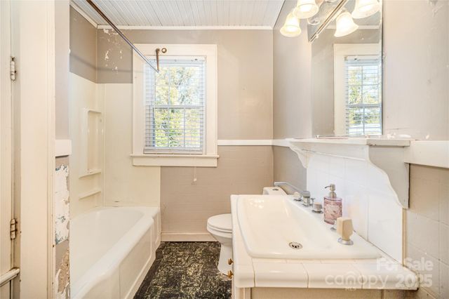 206 W Mountain Street, Kings Mountain, NC 28086