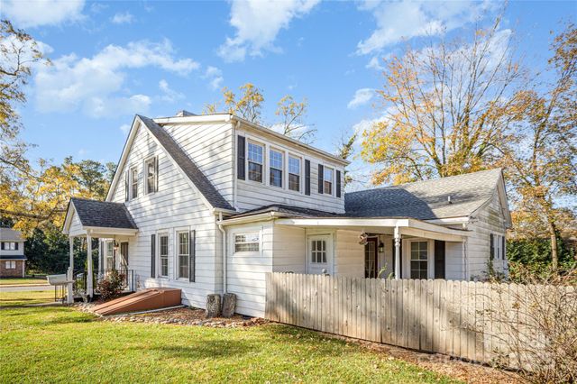 206 W Mountain Street, Kings Mountain, NC 28086