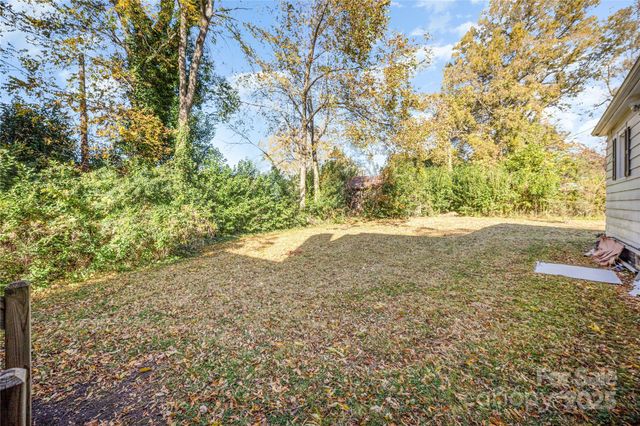 206 W Mountain Street, Kings Mountain, NC 28086