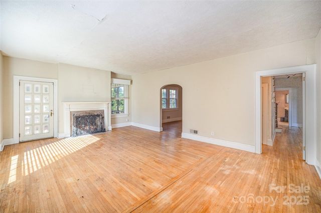 206 W Mountain Street, Kings Mountain, NC 28086