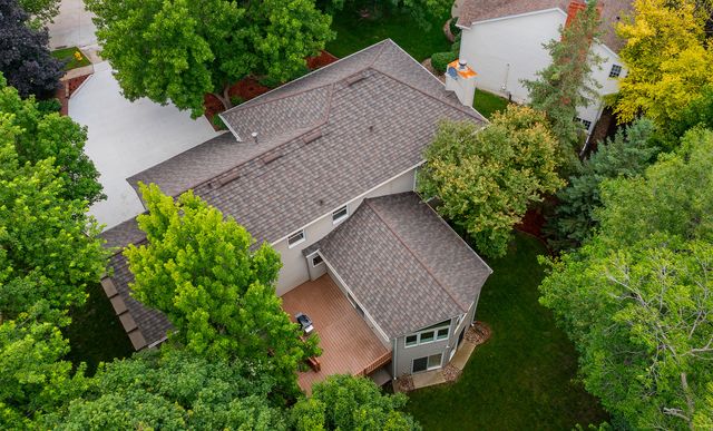 917 57th Place, West Des Moines, IA 50266
