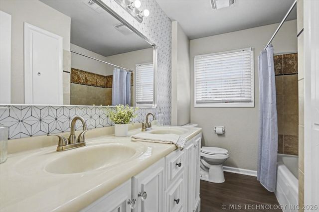 509 W Knoxville Street, Broken Arrow, OK 74012