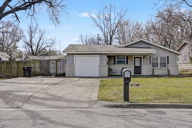 509 W Knoxville Street, Broken Arrow, OK 74012