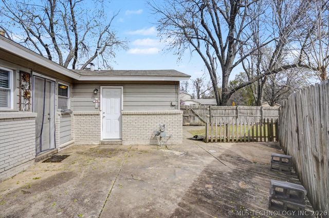 509 W Knoxville Street, Broken Arrow, OK 74012