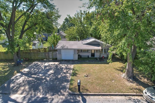 509 W Knoxville Street, Broken Arrow, OK 74012