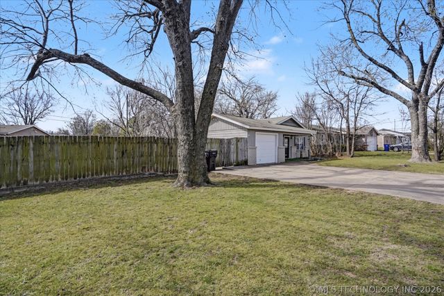 509 W Knoxville Street, Broken Arrow, OK 74012