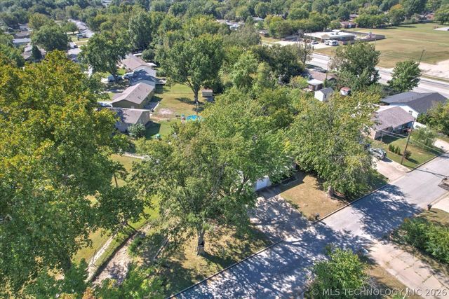 509 W Knoxville Street, Broken Arrow, OK 74012