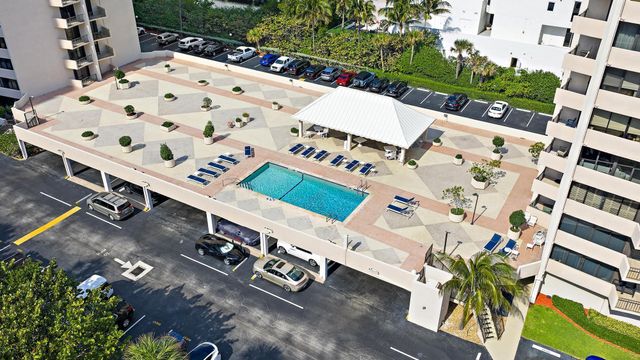 4200 N Ocean Drive 2-705, Singer Island, FL 33404