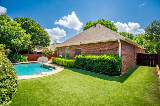 1421 Saint Francis Lane, Flower Mound, TX 75028
