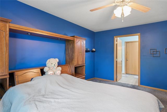 3806 NE Trilein Drive, Ankeny, IA 50021