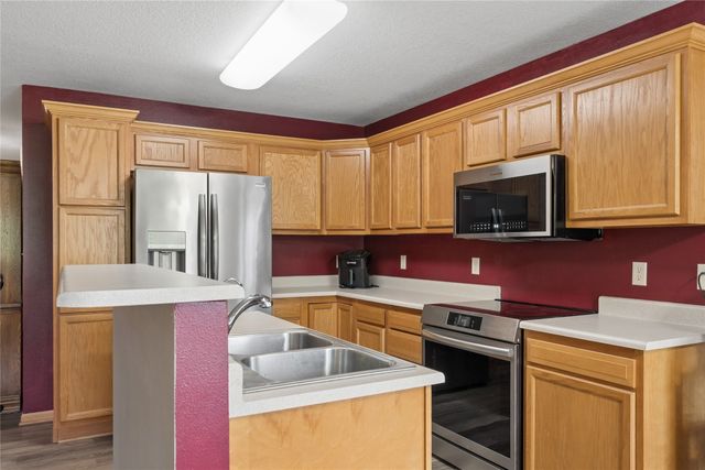 3806 NE Trilein Drive, Ankeny, IA 50021