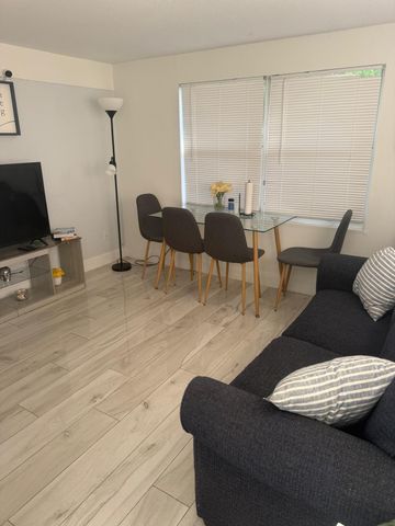 4649 Sunset Lane, West Palm Beach, FL 33415