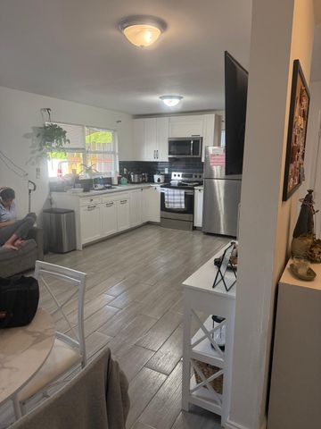 4649 Sunset Lane, West Palm Beach, FL 33415