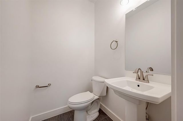 30 N Saint Charles Street, Houston, TX 77003