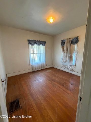 3627 Taylor Blvd, Louisville, KY 40215