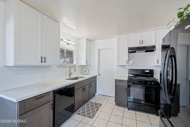 908 E Pastime Road, Tucson, AZ 85719