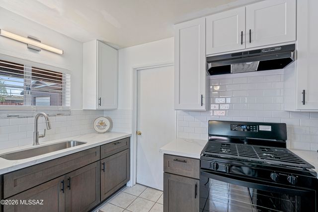 908 E Pastime Road, Tucson, AZ 85719