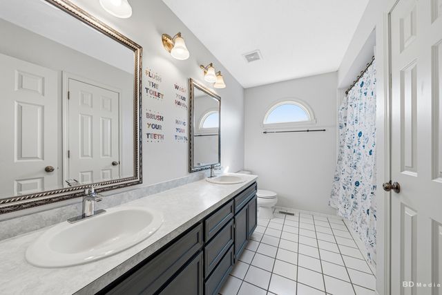 17252 Grange Drive, Orland Park, IL 60467
