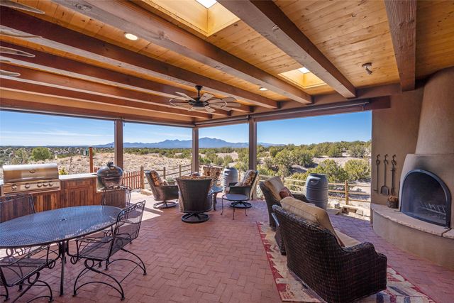 46 Little Bluestem, Santa Fe, NM 87508