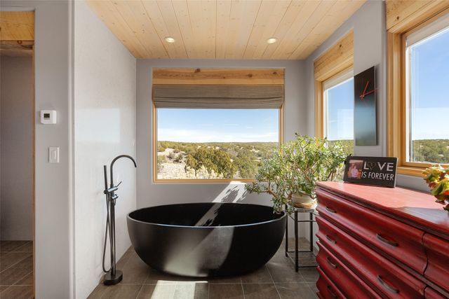 46 Little Bluestem, Santa Fe, NM 87508