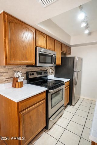 286 W PALOMINO Drive 99, Chandler, AZ 85225