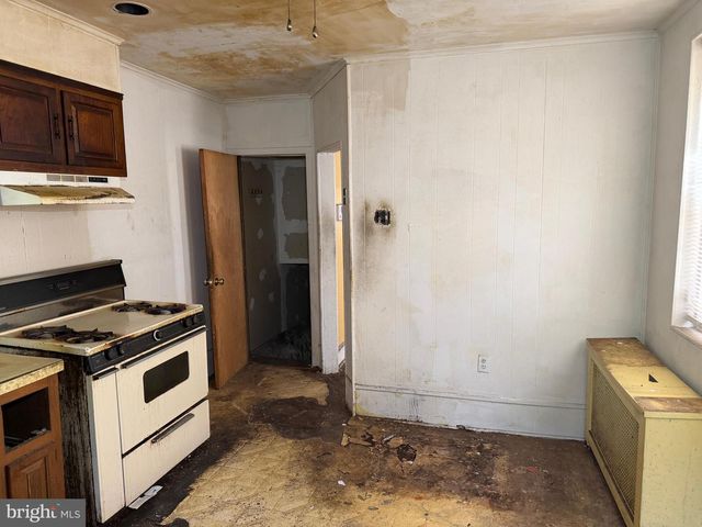939 S 59TH ST, Philadelphia, PA 19143
