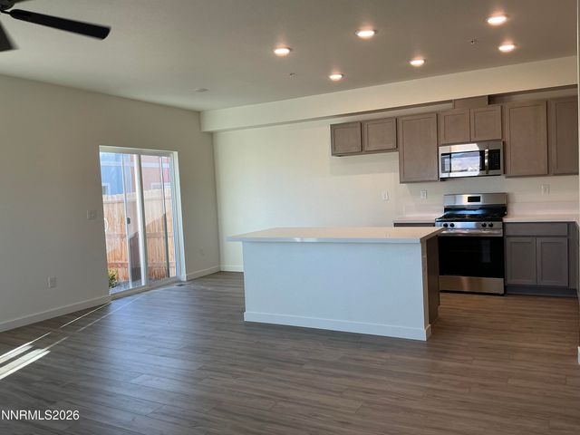 359 Halite Drive, Dayton, NV 89403