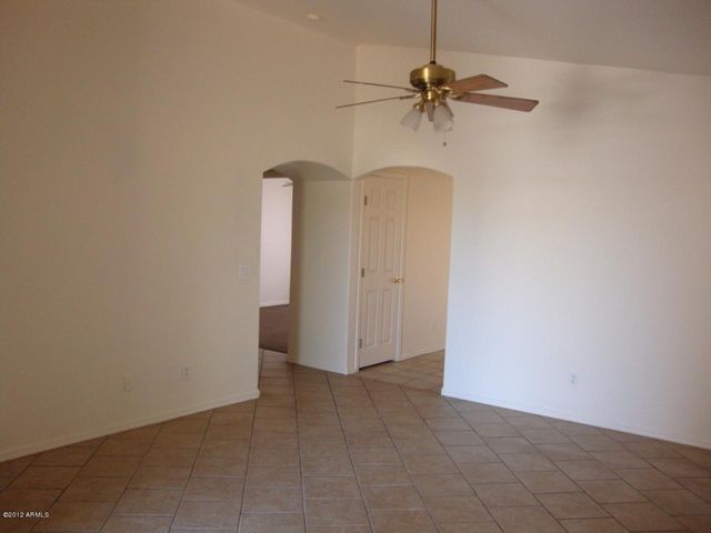 11202 W Turney Avenue, Phoenix, AZ 85037