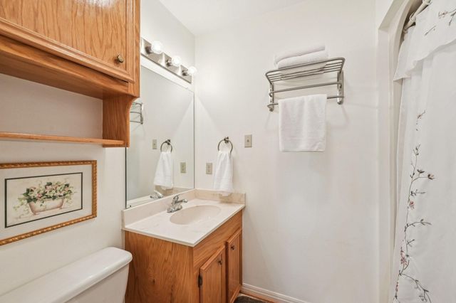 94 Lake View Drive, Huntsville, TX 77320