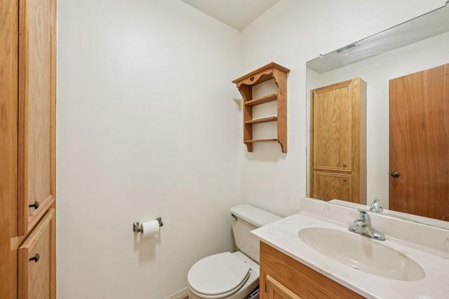 94 Lake View Drive, Huntsville, TX 77320