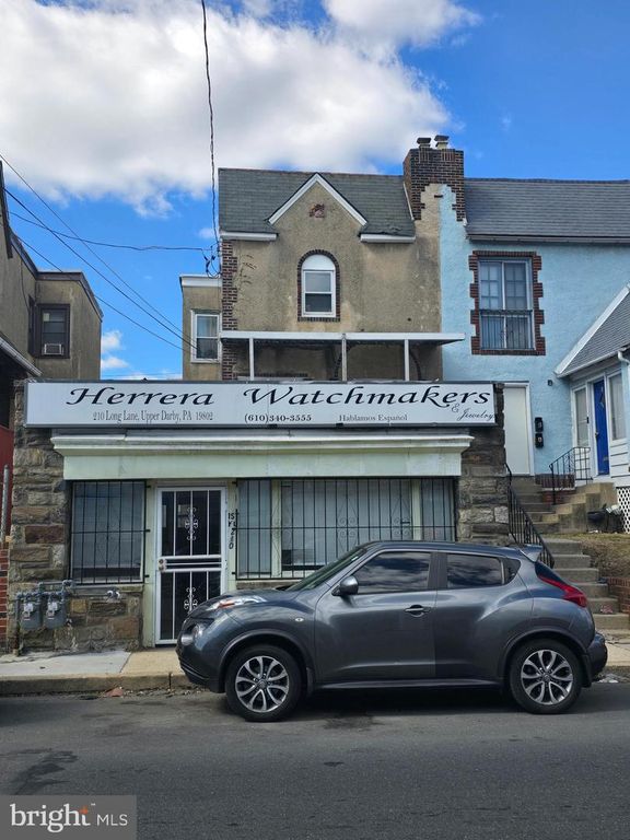 210 LONG LN, Upper Darby, PA 19082