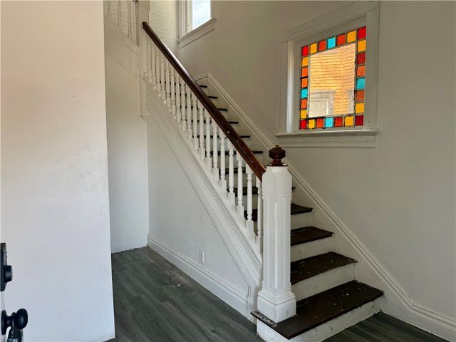 217 E Lincoln Ave, New Castle, PA 16101