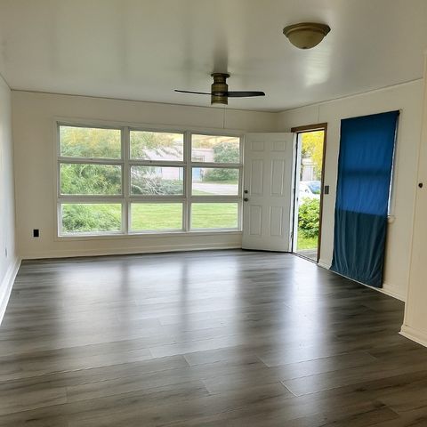 217 E Lincoln Ave, New Castle, PA 16101