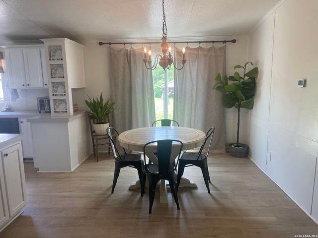 321 Elm Dr., Mcqueeney, TX 78123