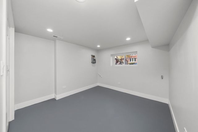 1631 N Parkside Avenue, Chicago, IL 60639