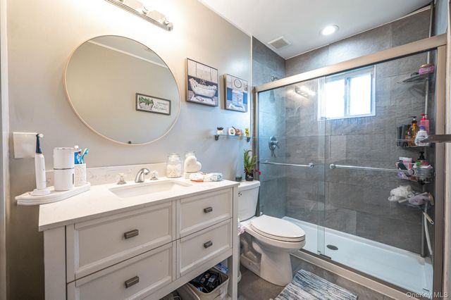 50 Verazzano Avenue, Copiague, NY 11726