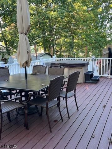 21 Normandy Circle, Hopatcong Boro, NJ 07843