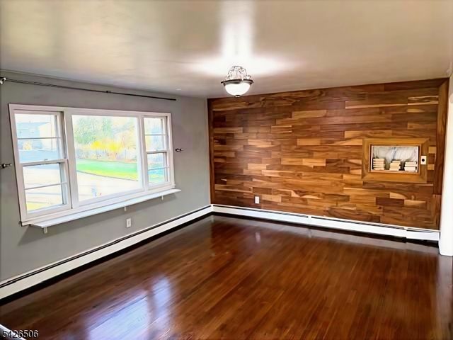 21 Normandy Circle, Hopatcong Boro, NJ 07843