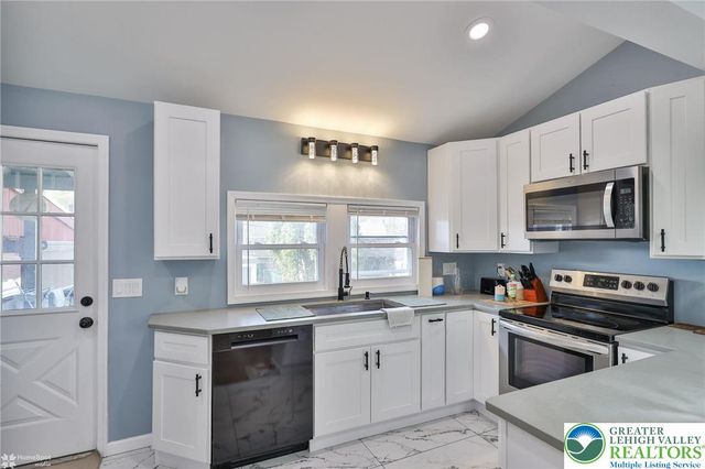 319 Chestnut Street, Slatington Boro, PA 18080